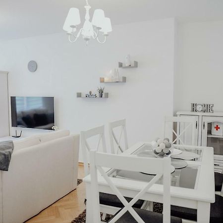 Apartman M5 Ðakovo Zewnętrze zdjęcie