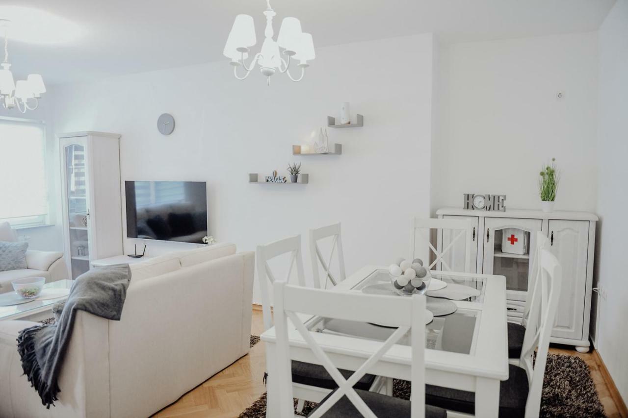 Apartman M5 Ðakovo Zewnętrze zdjęcie